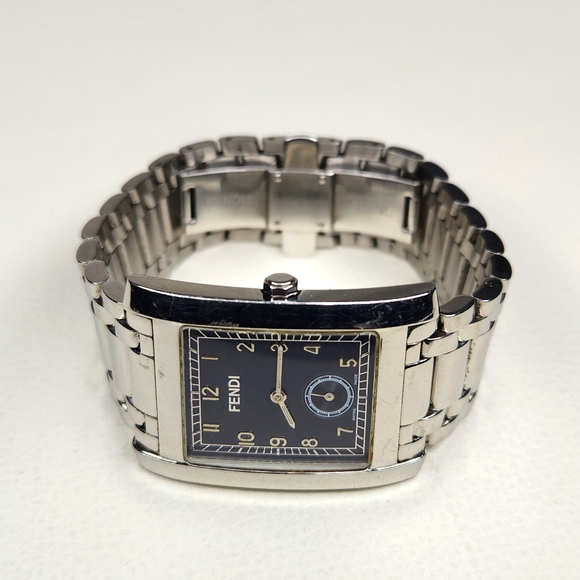 Fendi Other - Authentic Fendi 7000G Orologi Rectangle Watch Quartz